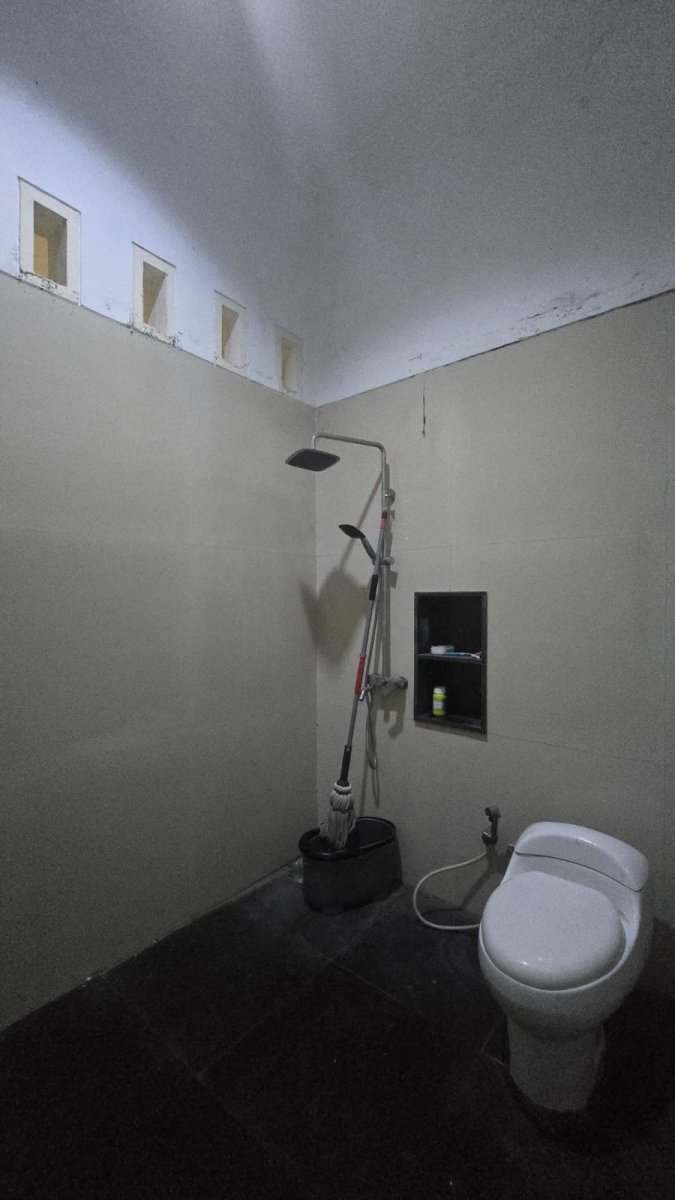 Rumah Minimalis 3 Lantai Siap Huni di Perumahan Grogol Indah Dekat Solo Baru - Foto 4