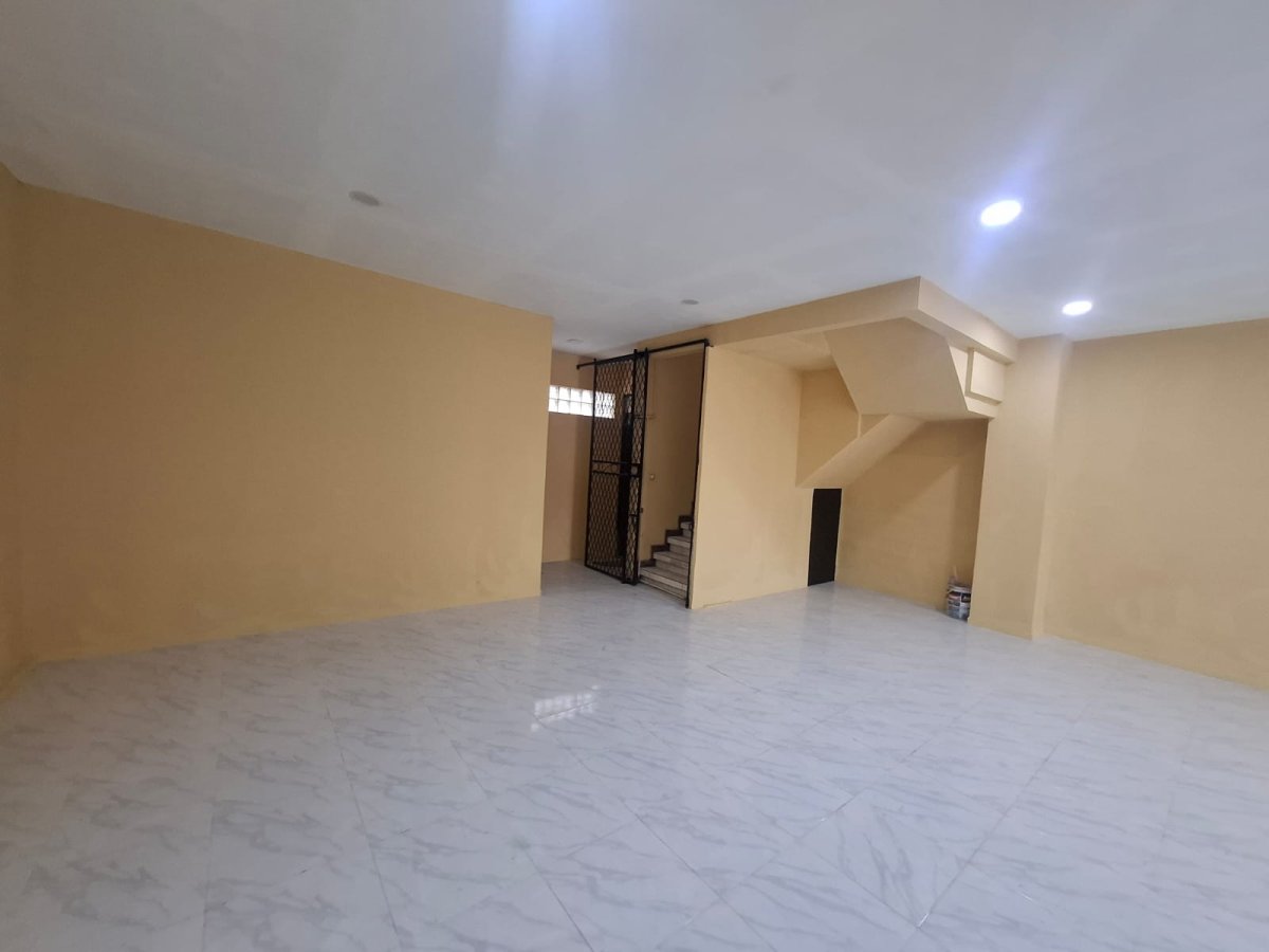Disewakan Ruko Rapih Dan Luas Di Jl. Bungur Besar, Senen -Jakarta Pusat - Foto 2