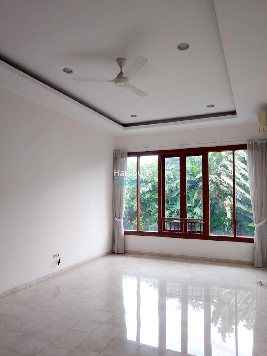 Disewakan Rumah Klasik Terawat Area Kemang - Foto 5