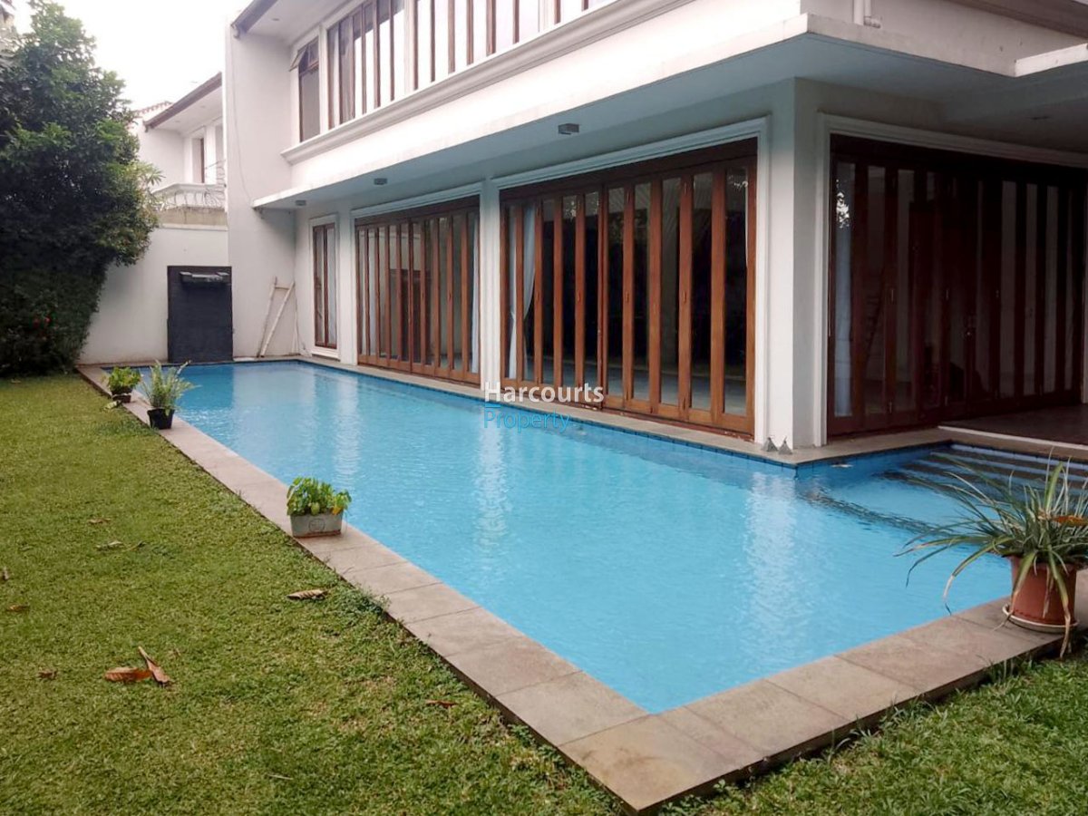 Disewakan Rumah Klasik Terawat Area Kemang - Foto 7