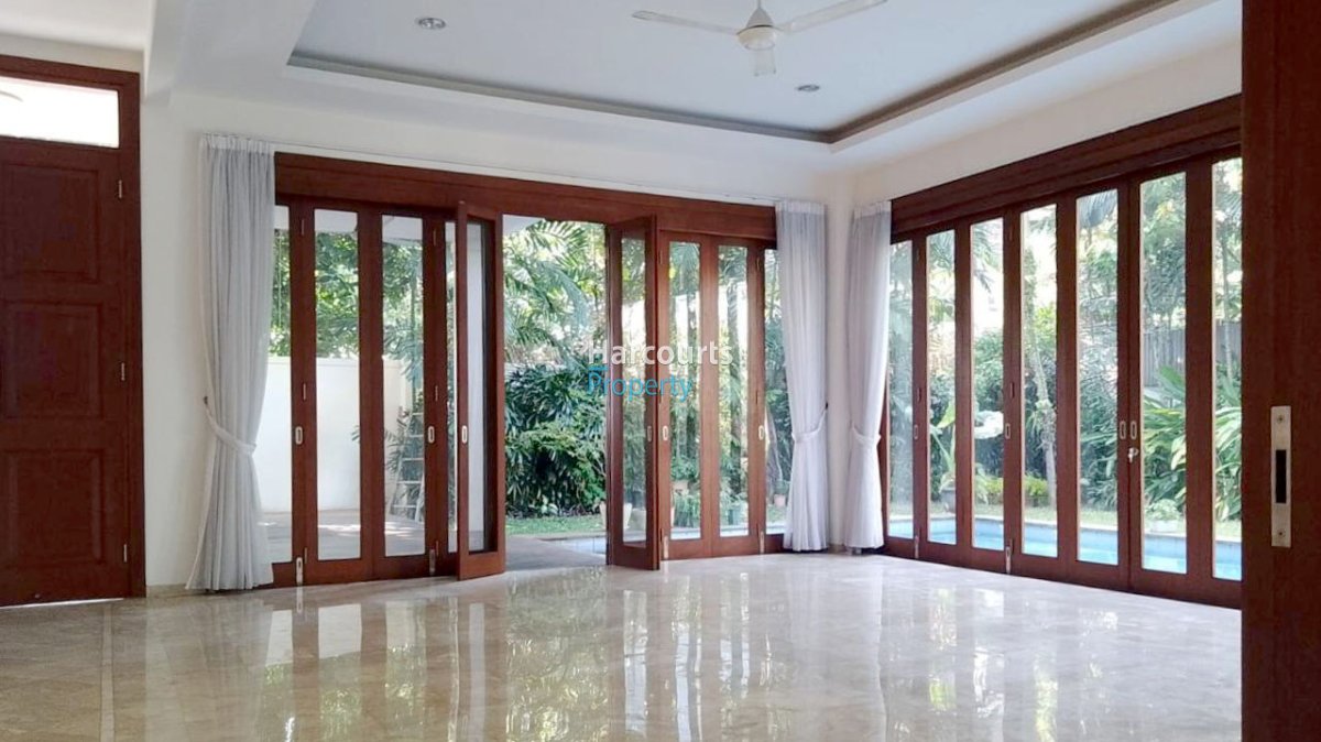 Disewakan Rumah Klasik Terawat Area Kemang - Foto 6