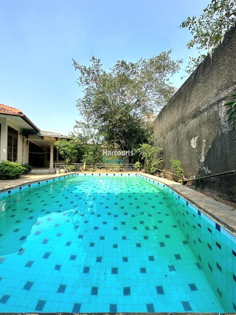 Dijual Rumah Hitung Tanah Area Kemang - Foto 10