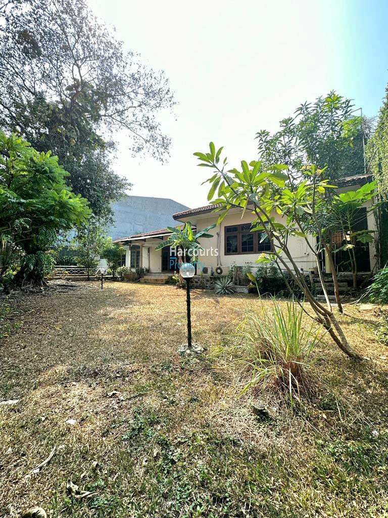 Dijual Rumah Hitung Tanah Area Kemang - Foto 8