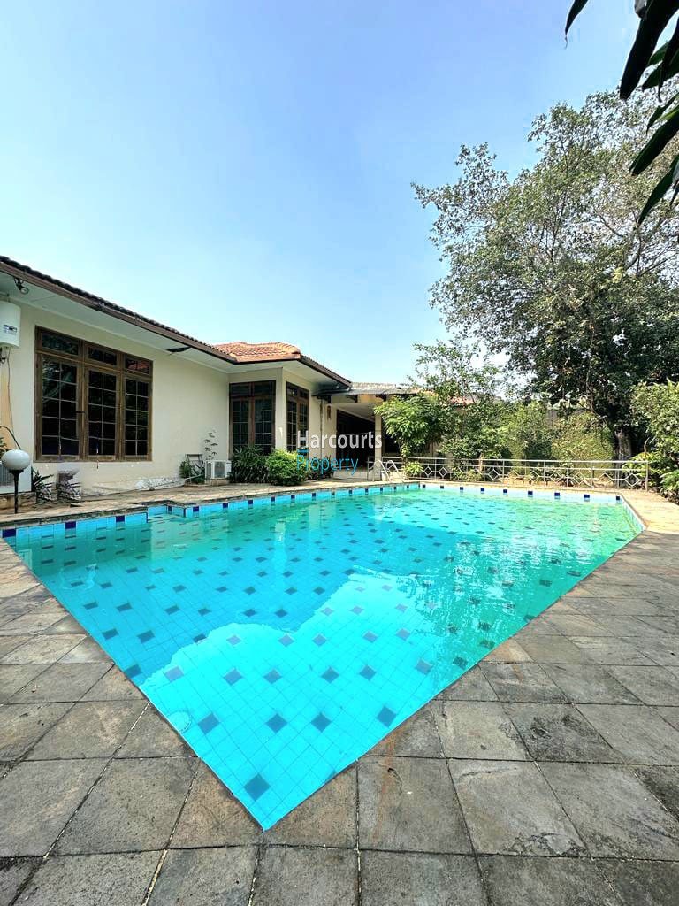 Dijual Rumah Hitung Tanah Area Kemang - Foto 11
