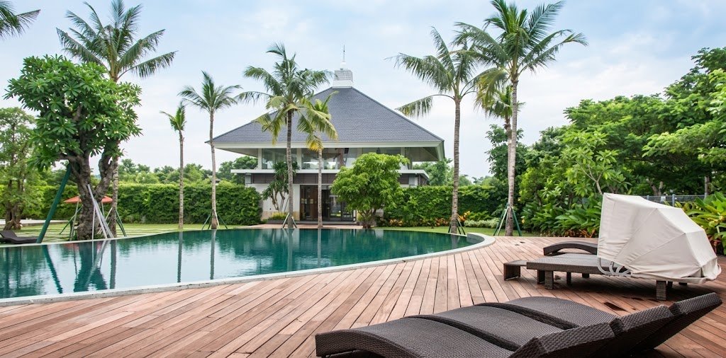 Lelang Rumah 3 Lantai @Cluster Oakwood Royal Residence Surabaya Barat