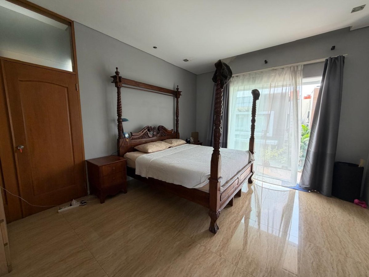 Dijual Rumah Bagus, Rapih, Dan Nyaman Lokasi Strategis Di Atmosfera Residence Jl Pejaten Barat II, Jakarta Selatan - Foto 4