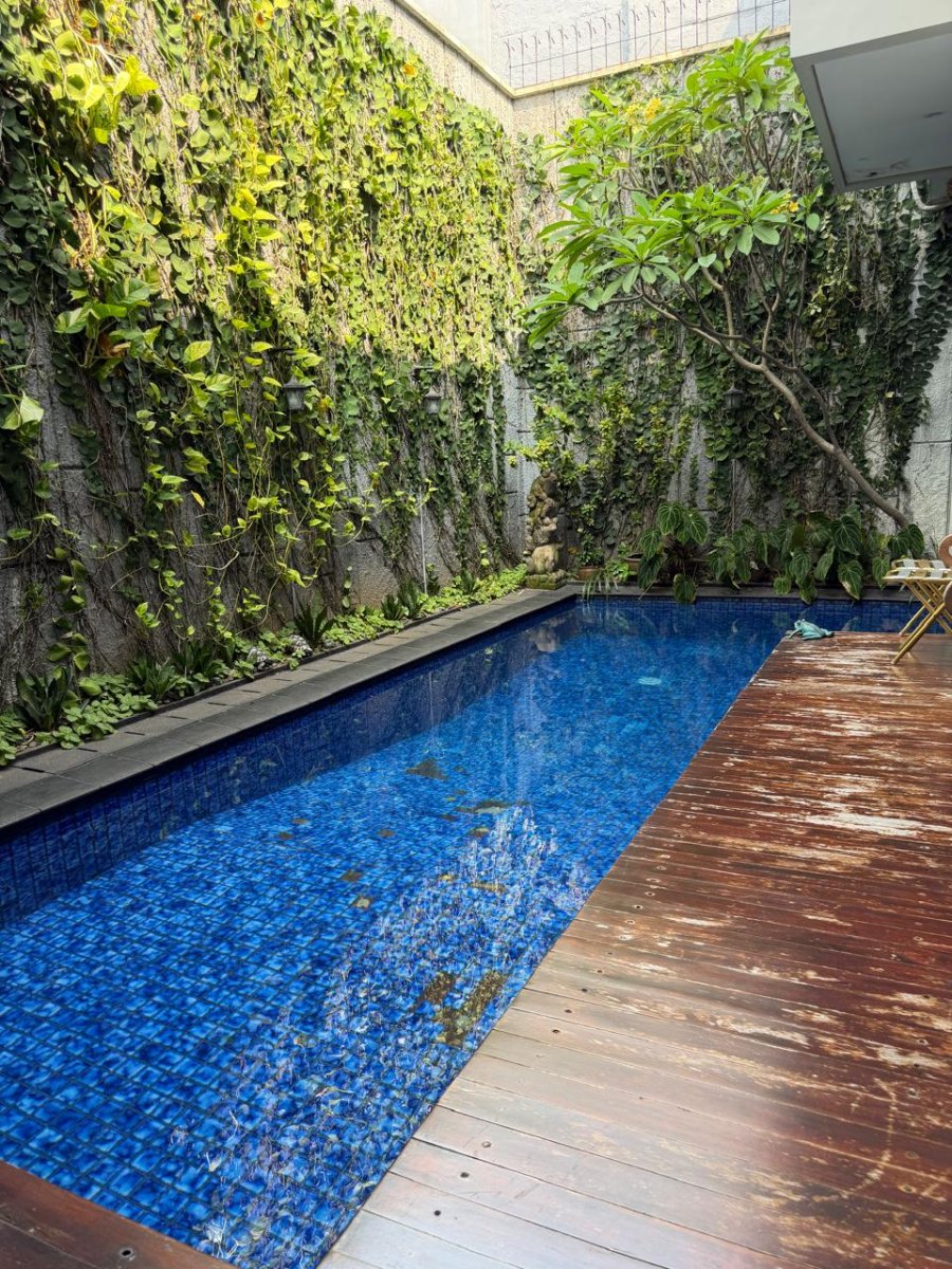 Dijual Rumah Bagus, Rapih, Dan Nyaman Lokasi Strategis Di Atmosfera Residence Jl Pejaten Barat II, Jakarta Selatan - Foto 10
