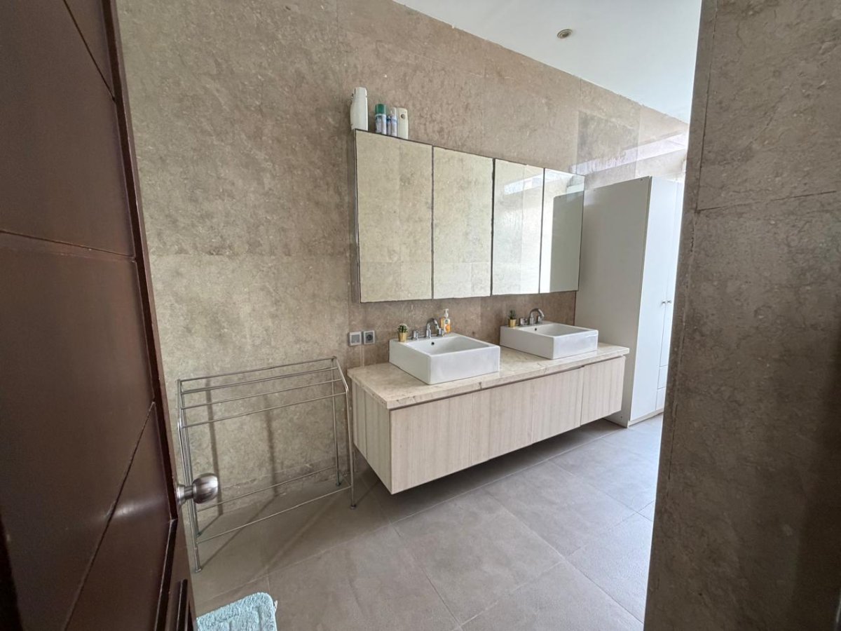 Dijual Rumah Bagus, Rapih, Dan Nyaman Lokasi Strategis Di Atmosfera Residence Jl Pejaten Barat II, Jakarta Selatan - Foto 5