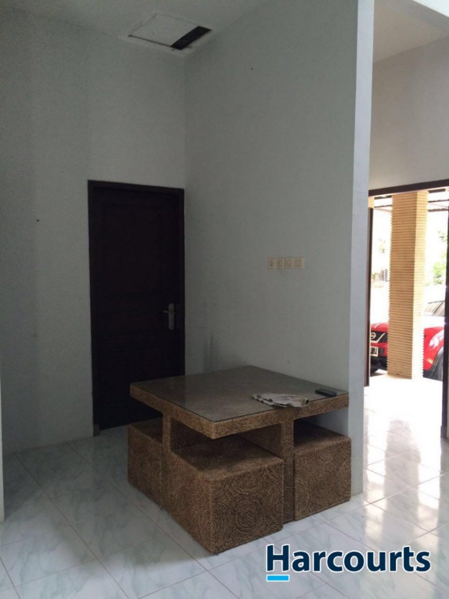 Rumah Nyaman di Cluster Eksklusif Gentan, Solo - Foto 5