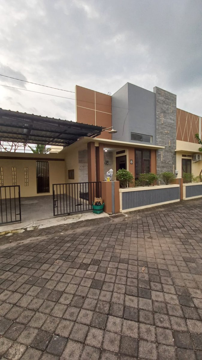 Rumah Bagus dan Bersih di Karangasem Laweyan Solo - Properti | Harcourts