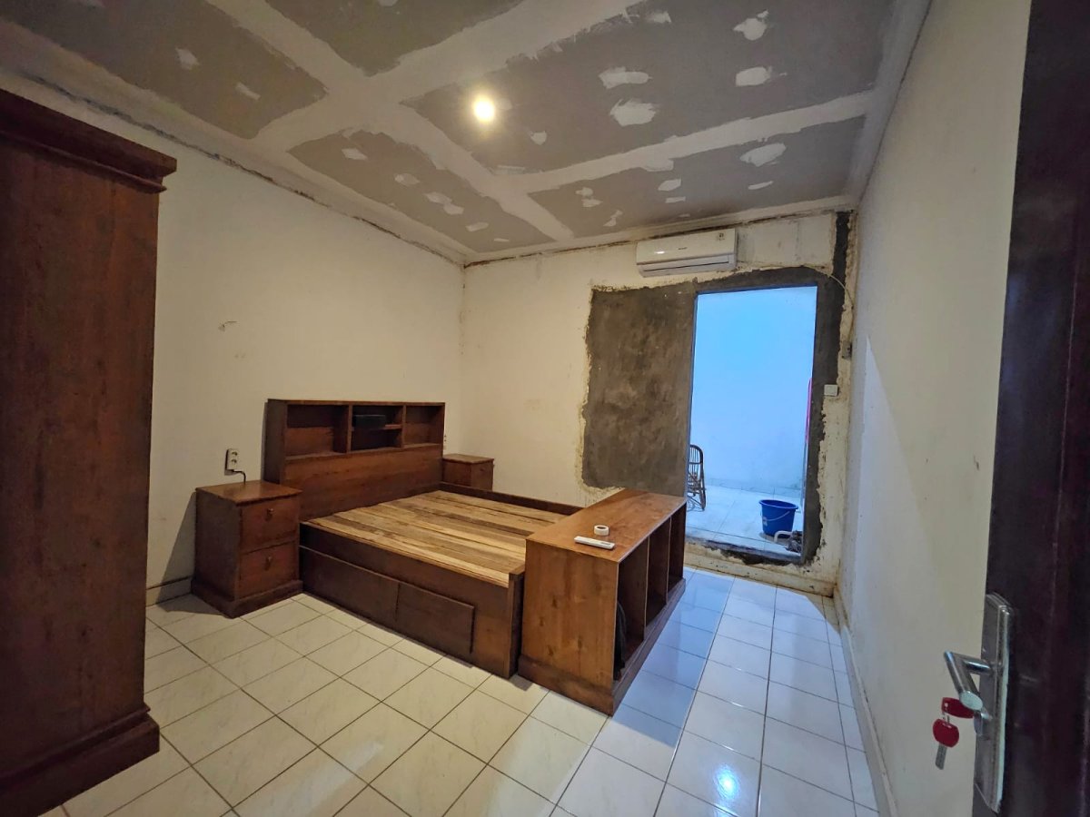 Rumah 2 Lantai di Fajar Indah Solo - Foto 9