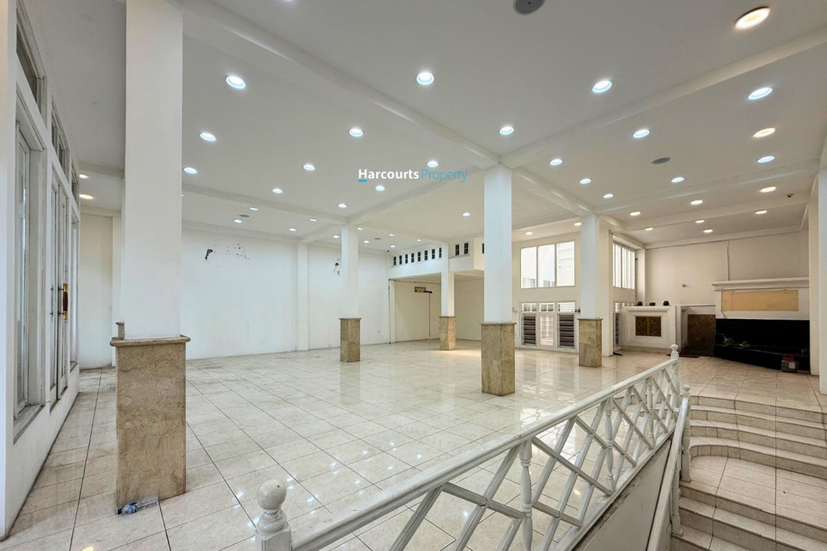 Disewakan Tempat Usaha 2 Lantai Lokasi Strategis Area Senopati Kebayoran Baru - Foto 6