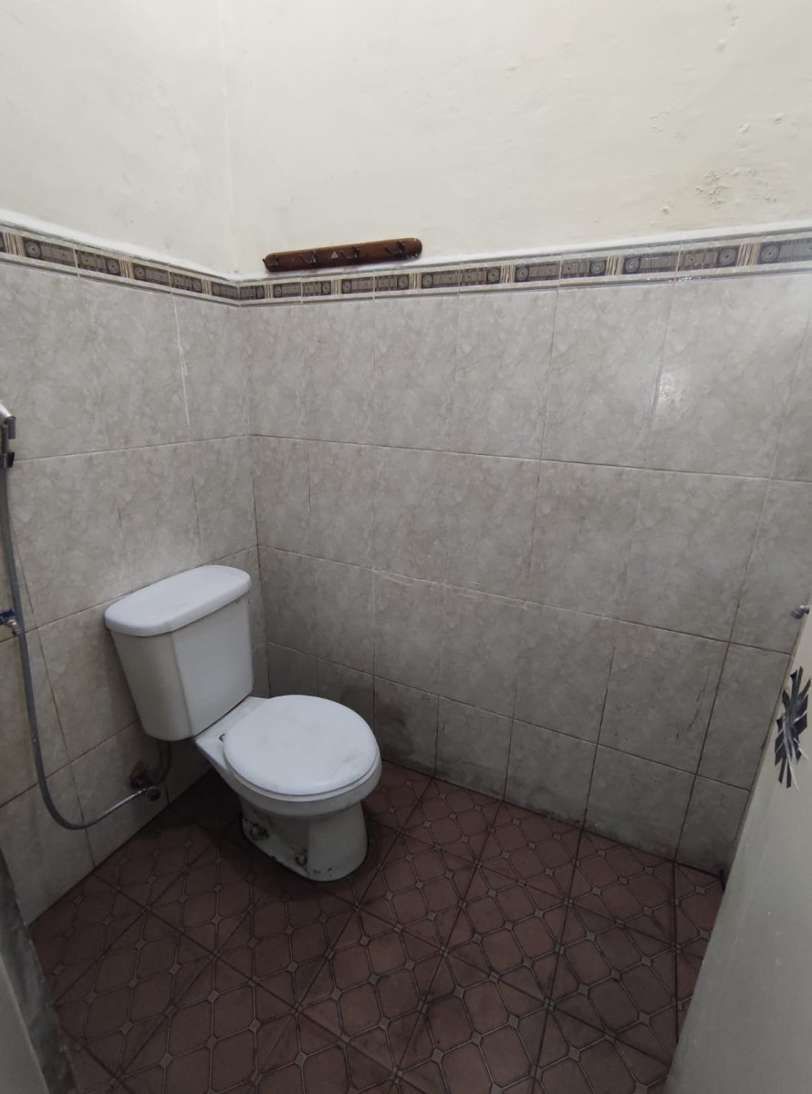 DIJUAL RUMAH  BONUS 3 KAMAR KOST FULL PENGHUNI - Foto 6