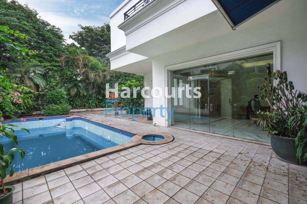 Rumah Mewah Kawasan Elite Area Mega Kuningan - Foto 7