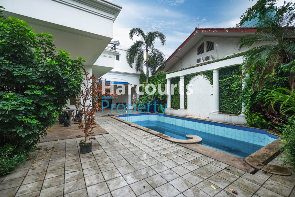 Rumah Mewah Kawasan Elite Area Mega Kuningan - Foto 4