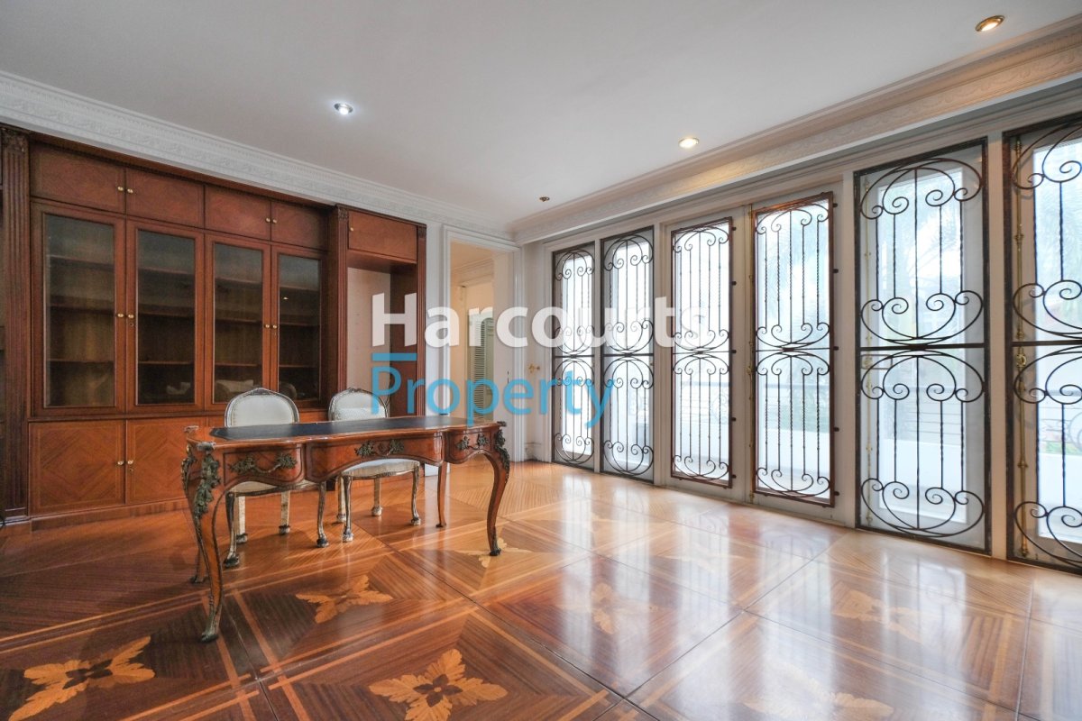 Rumah Mewah Kawasan Elite Area Mega Kuningan - Foto 8