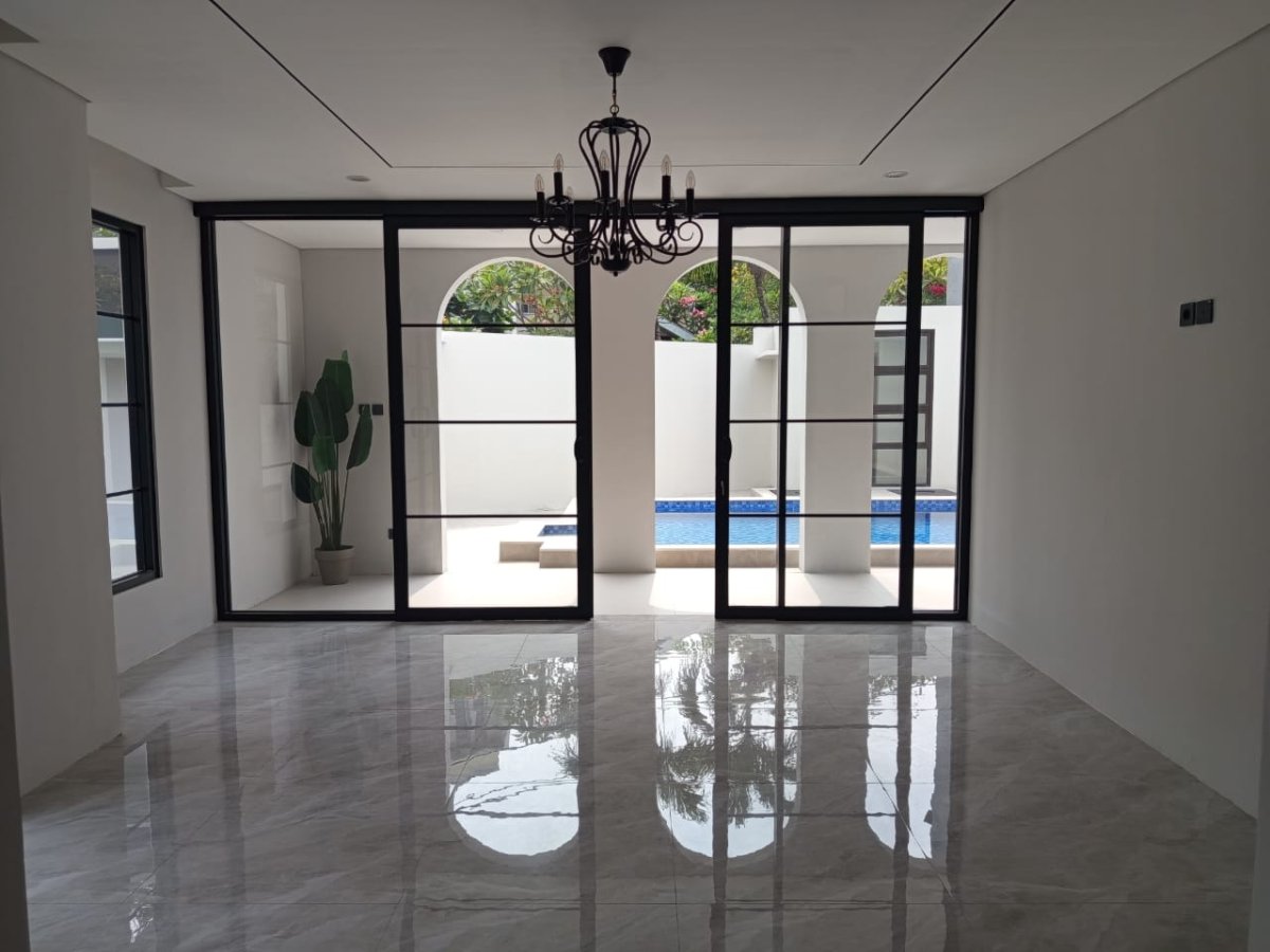 Dijual Rumah siap huni ada Kolam Renang di Bintaro Jaya sektor 9 Tangsel - Foto 5