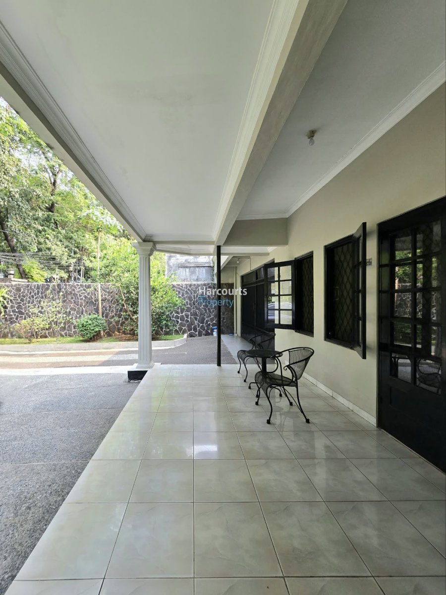 Disewakan Rumah Siap Huni Bisa untuk Usaha/Kantor Area Kebayoran Baru - Foto 10
