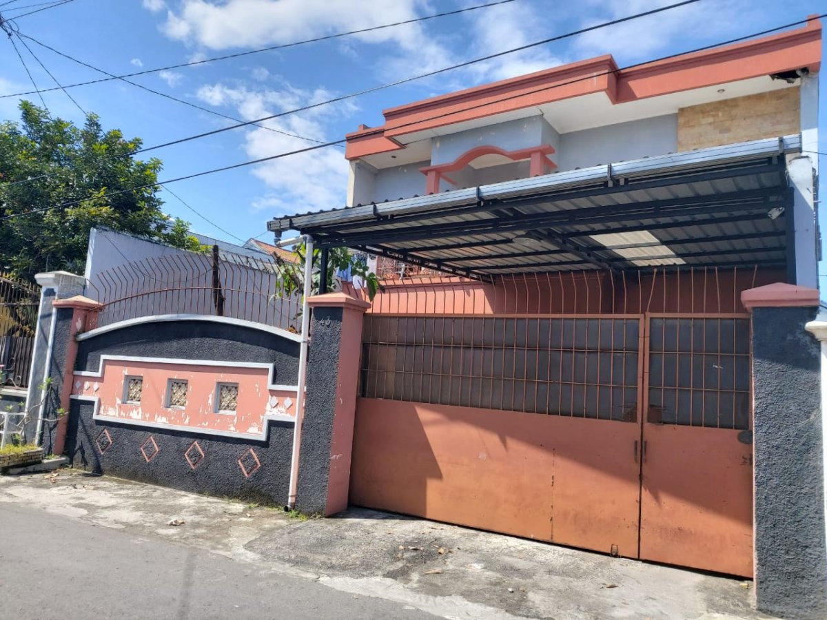 Rumah dan Ruang Usaha Siap Pakai di Tengah Kota, Tipes, Serengan, Solo
