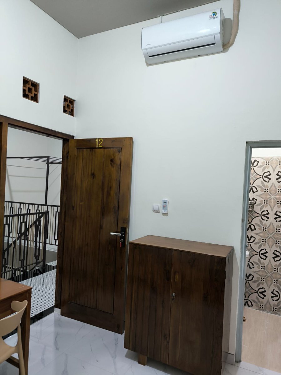 KOST EKSKLUSIF BARU DEKAT GERBANG BELAKANG UNS, JEBRES SOLO - Foto 2