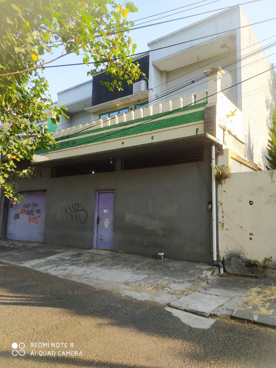 RUMAH DAN BANGUNAN USAHA STRATEGIS JEBRES