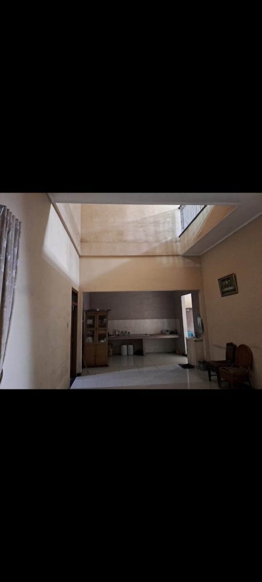 RUMAH DAN BANGUNAN USAHA STRATEGIS JEBRES - Foto 7
