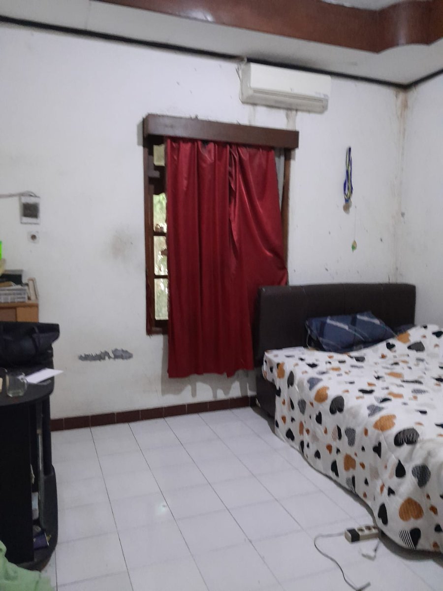 RUMAH STRATEGIS PINGGIR JALAN BANJARSARI SOLO - Foto 9