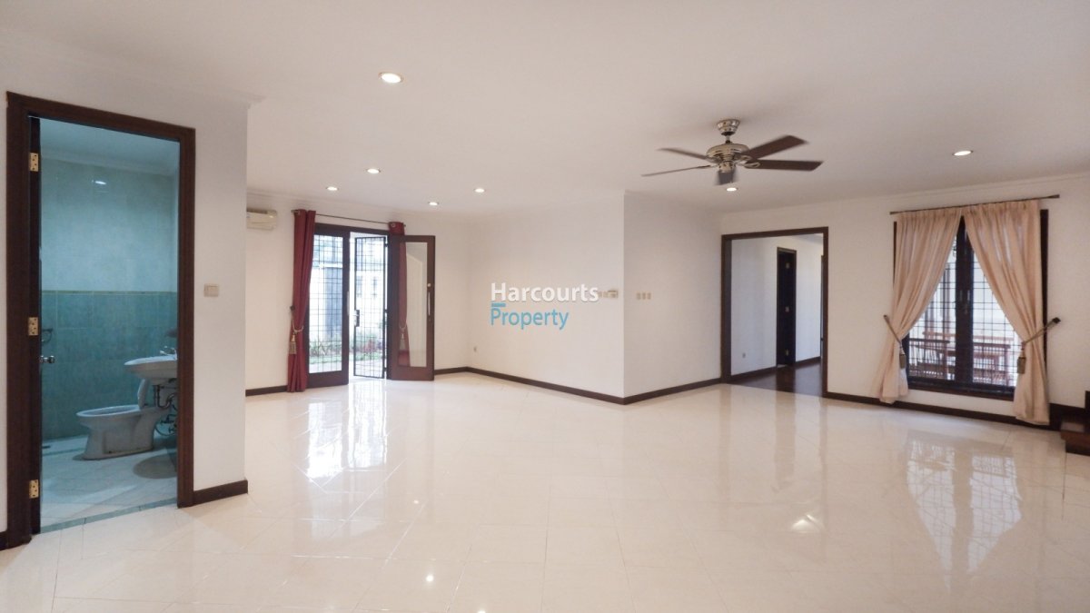 Dijual Rumah Terawat Area Kebayoran Baru - Foto 3