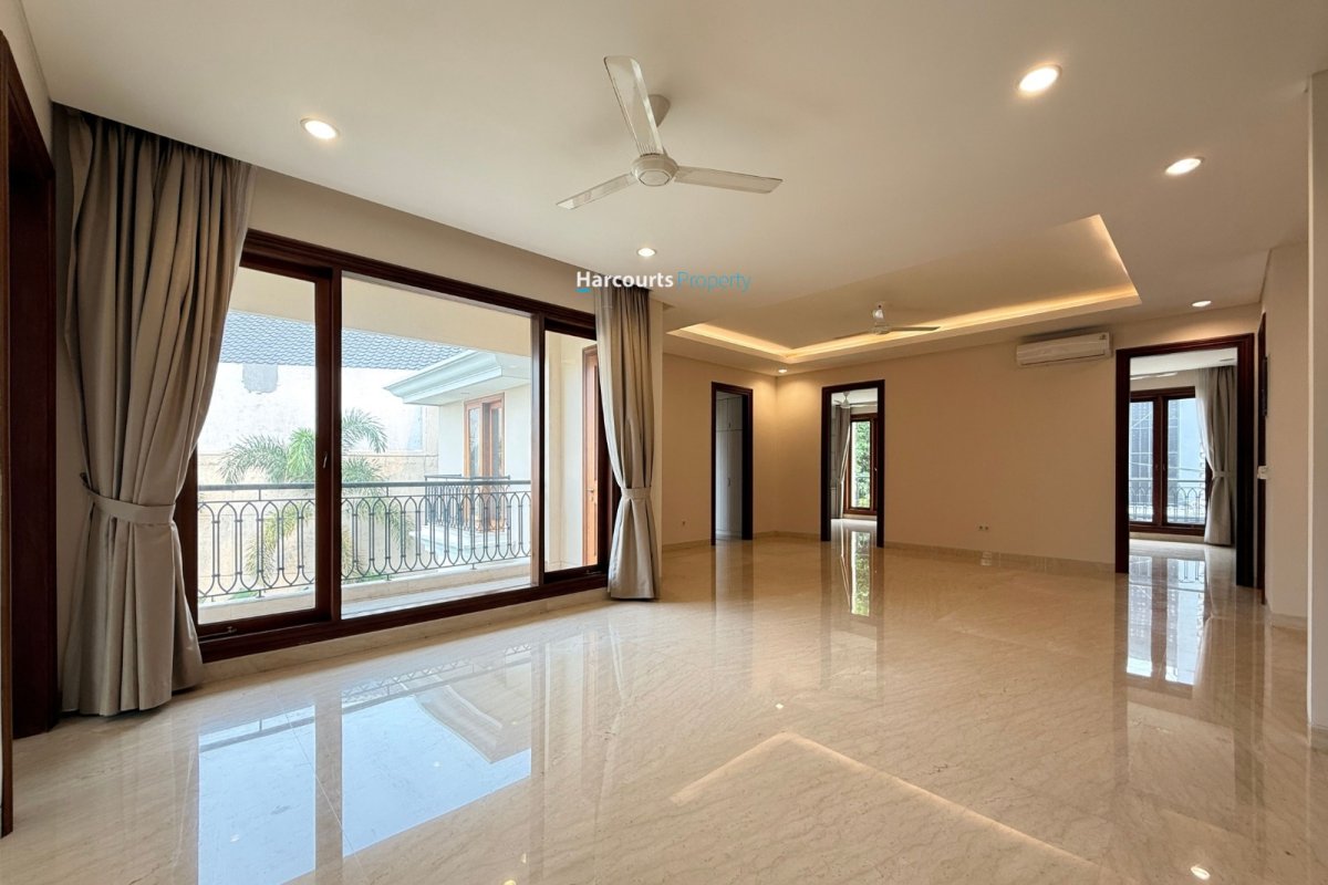 Disewakan Rumah Modern Tropikal 2 Lantai Siap Huni Area Cipete - Foto 9