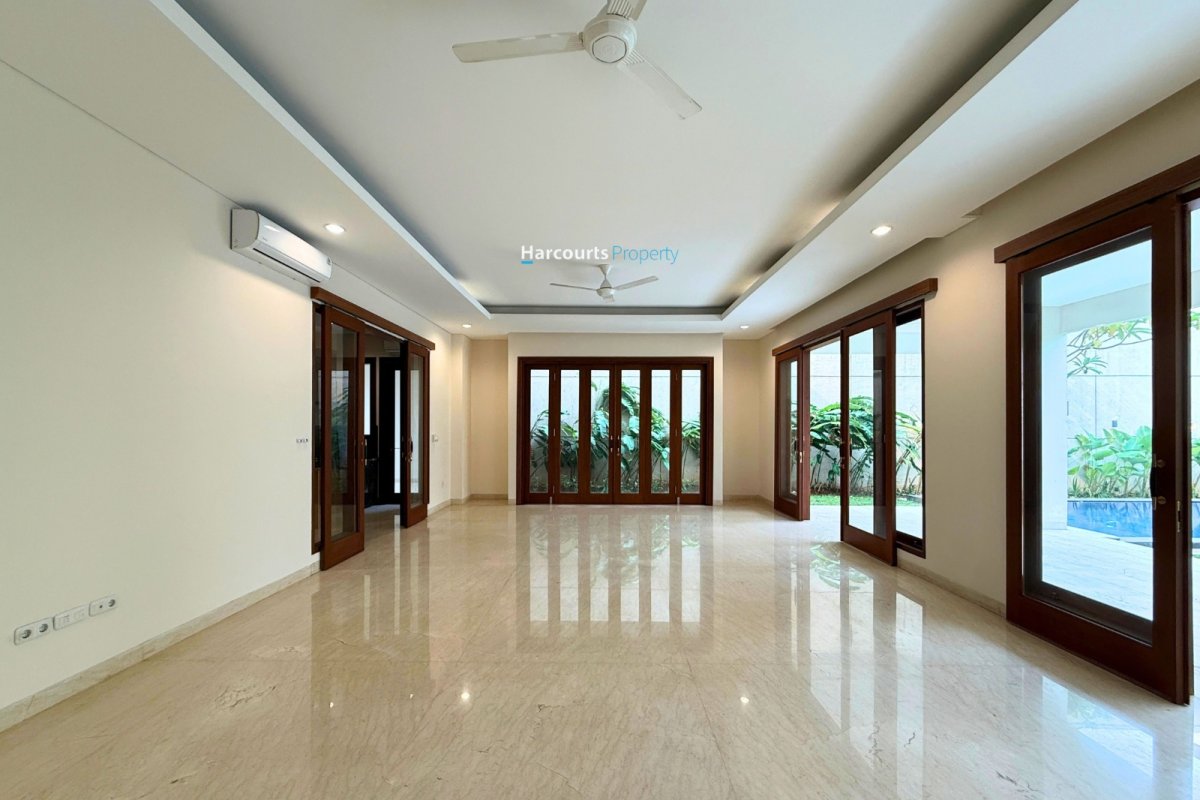 Disewakan Rumah Modern Tropikal 2 Lantai Siap Huni Area Cipete - Foto 4