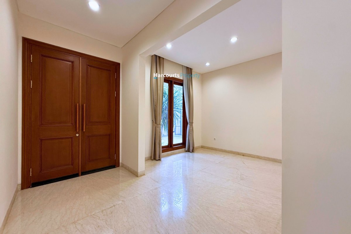 Disewakan Rumah Modern Tropikal 2 Lantai Siap Huni Area Cipete - Foto 3