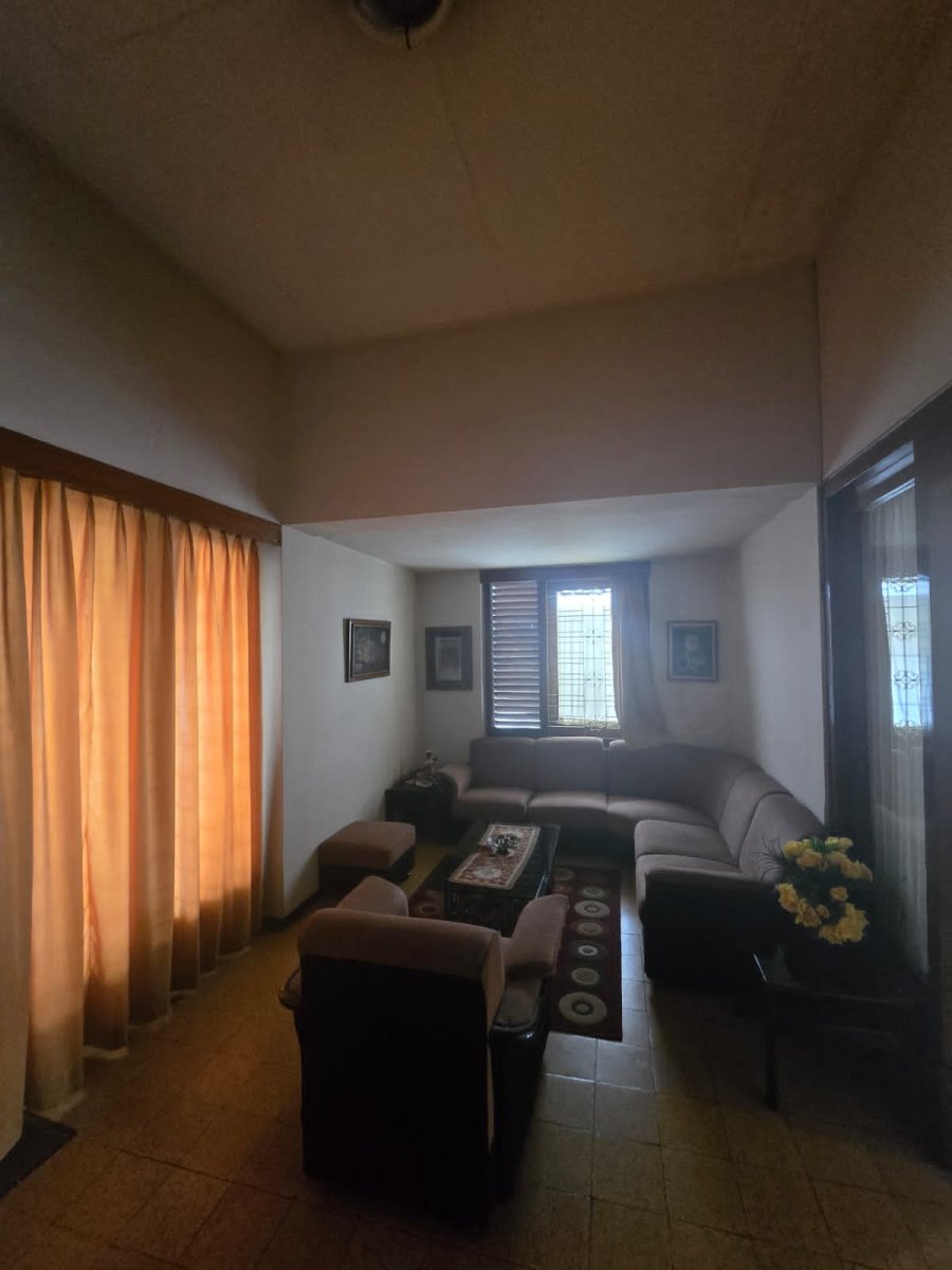 Rumah Hitung Tanah Strategis di Kawasan Bisnis Jalan Kapten Mulyadi, Pasar Kliwon Solo - Foto 4