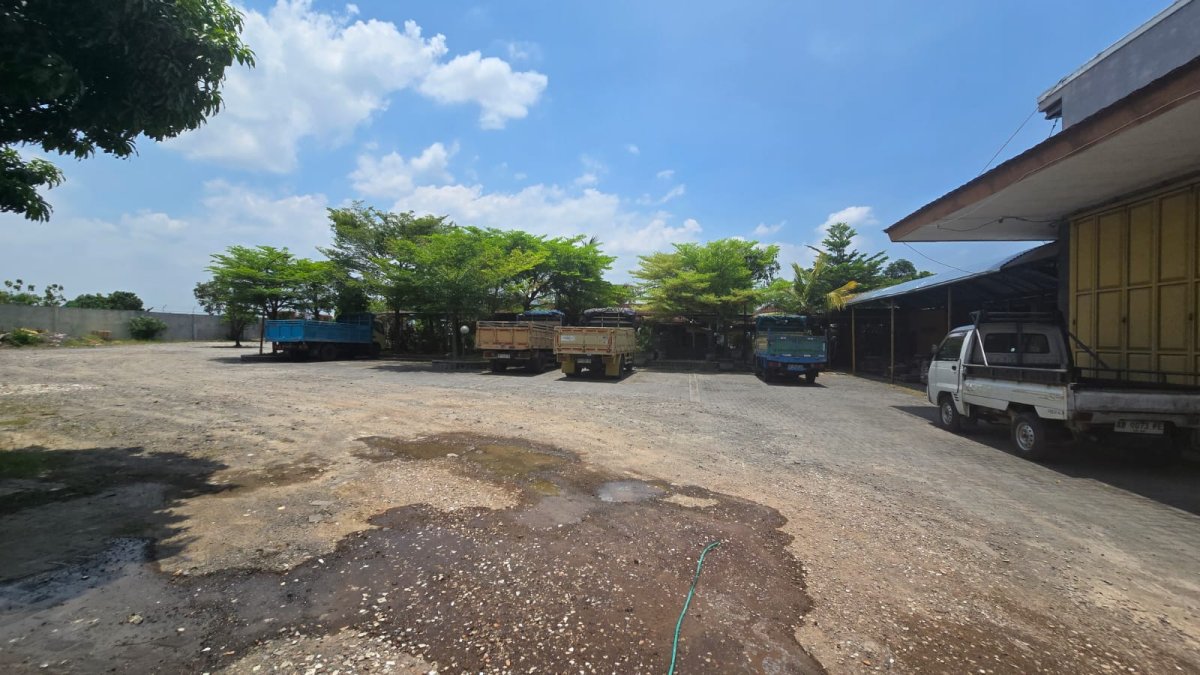 Tanah Bonus Bangunan Eks Toko Bangunan di Jalan Raya Sukowati, Sragen - Foto 8
