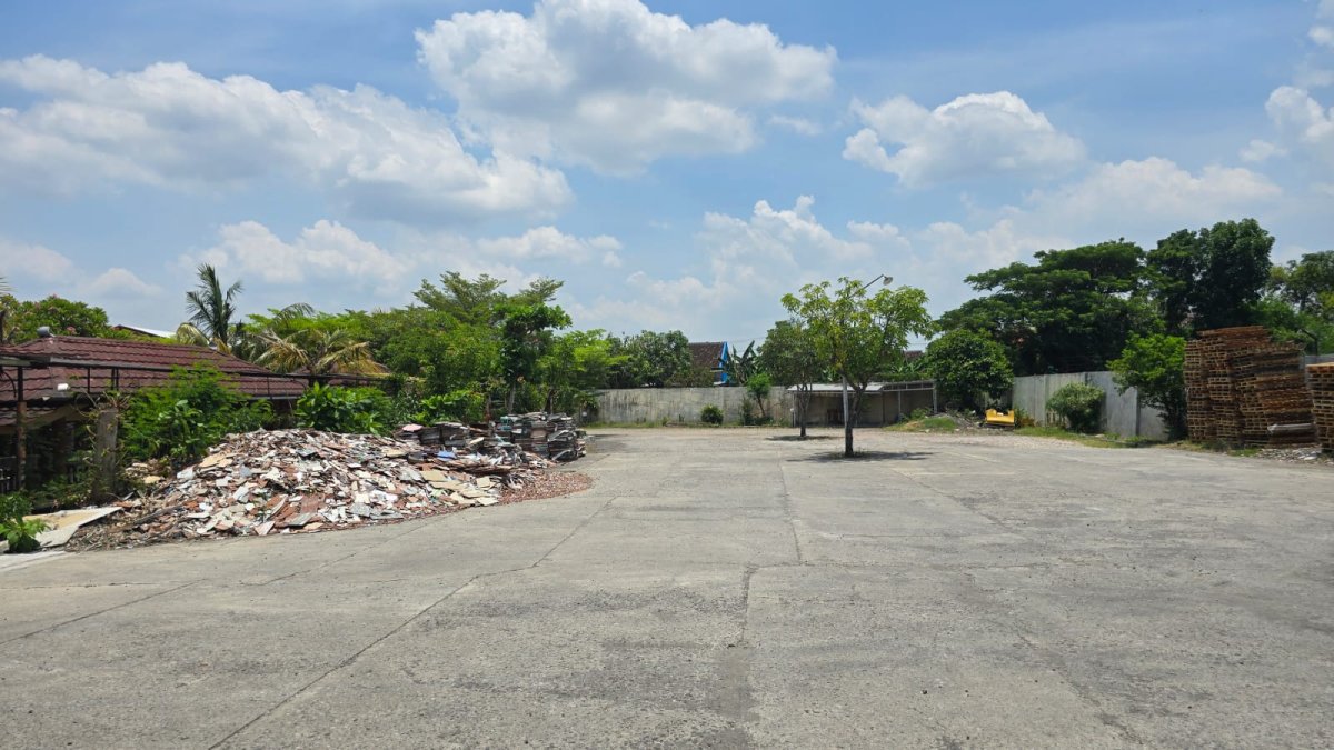 Tanah Bonus Bangunan Eks Toko Bangunan di Jalan Raya Sukowati, Sragen - Foto 7