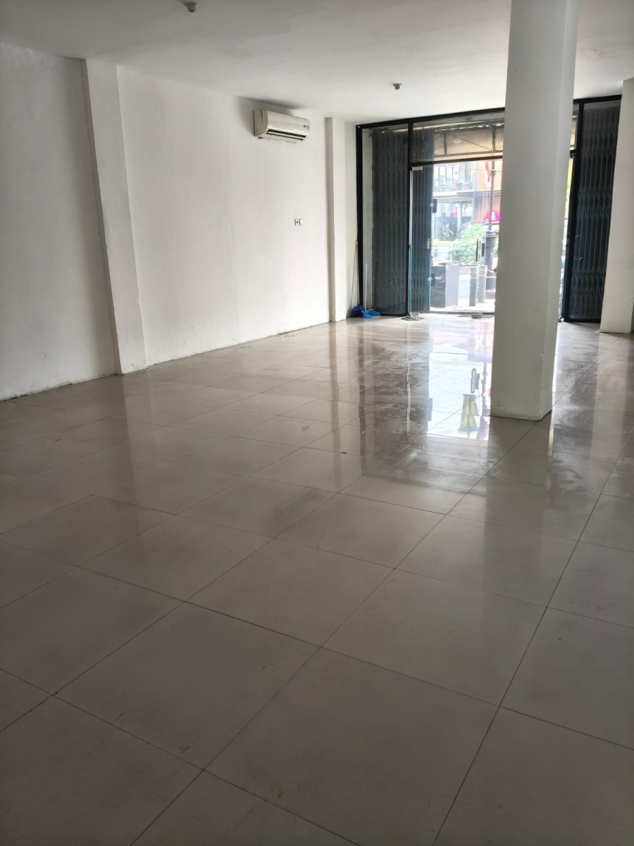 Disewakan 1 Unit Ruko Rapih Di Jl.Margonda raya, Depok - Foto 4