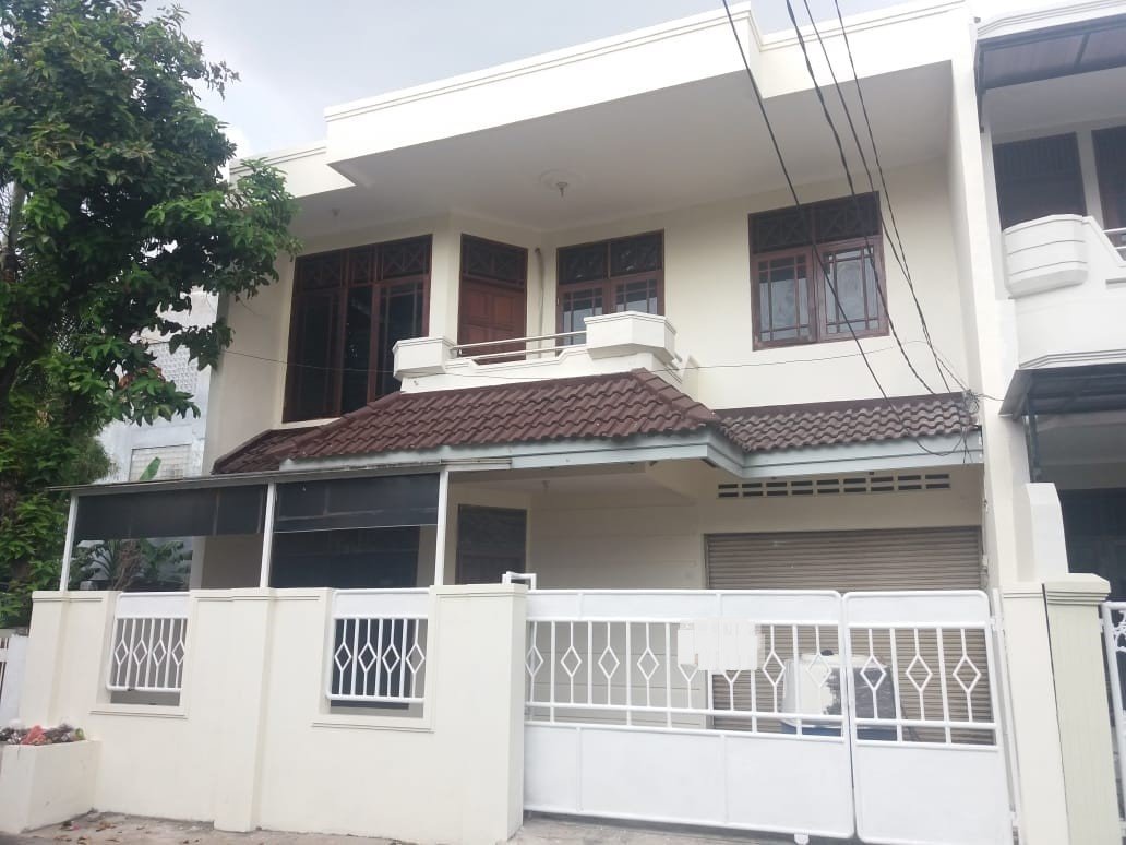 Sewa Rumah 2 lantai di Tomang Grogol Petamburan Jakarta Barat AS - Properti | Harcourts