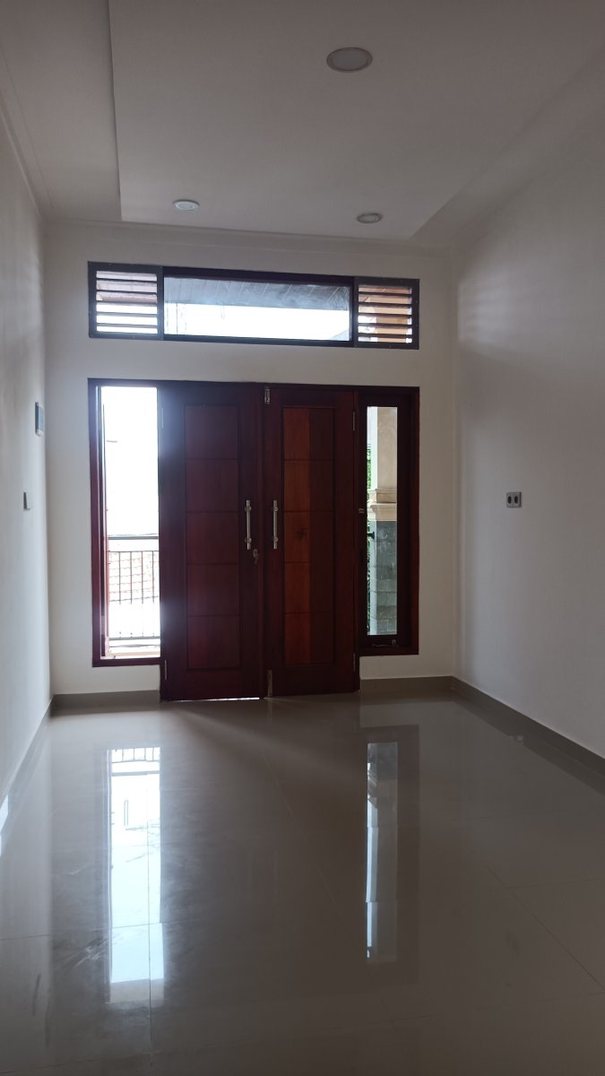 RUMAH BARU SIAP HUNI, Modern Mewah, Semi furnished Komplek Perumahan Pamulang Asri - Foto 6