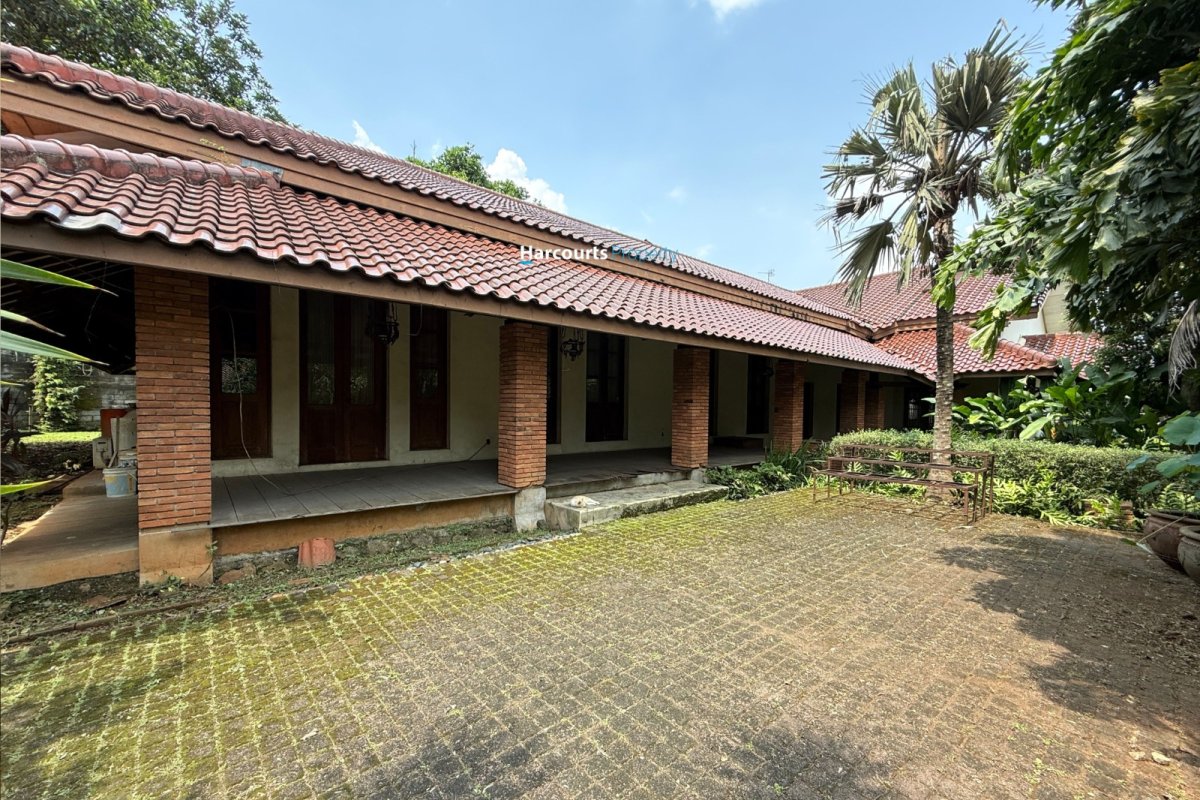 Dijual Rumah Hitung Tanah Lokasi Strategis Area Jagakarsa - Foto 2