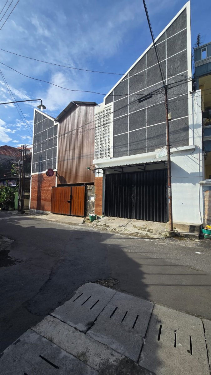 Kost Exclusive Strategis Dekat Solo Square dan Jalan Slamet Riyadi Laweyan Solo - Properti | Harcourts