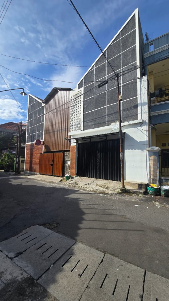 Kost Exclusive Strategis Dekat Solo Square dan Jalan Slamet Riyadi Laweyan Solo - Foto 9