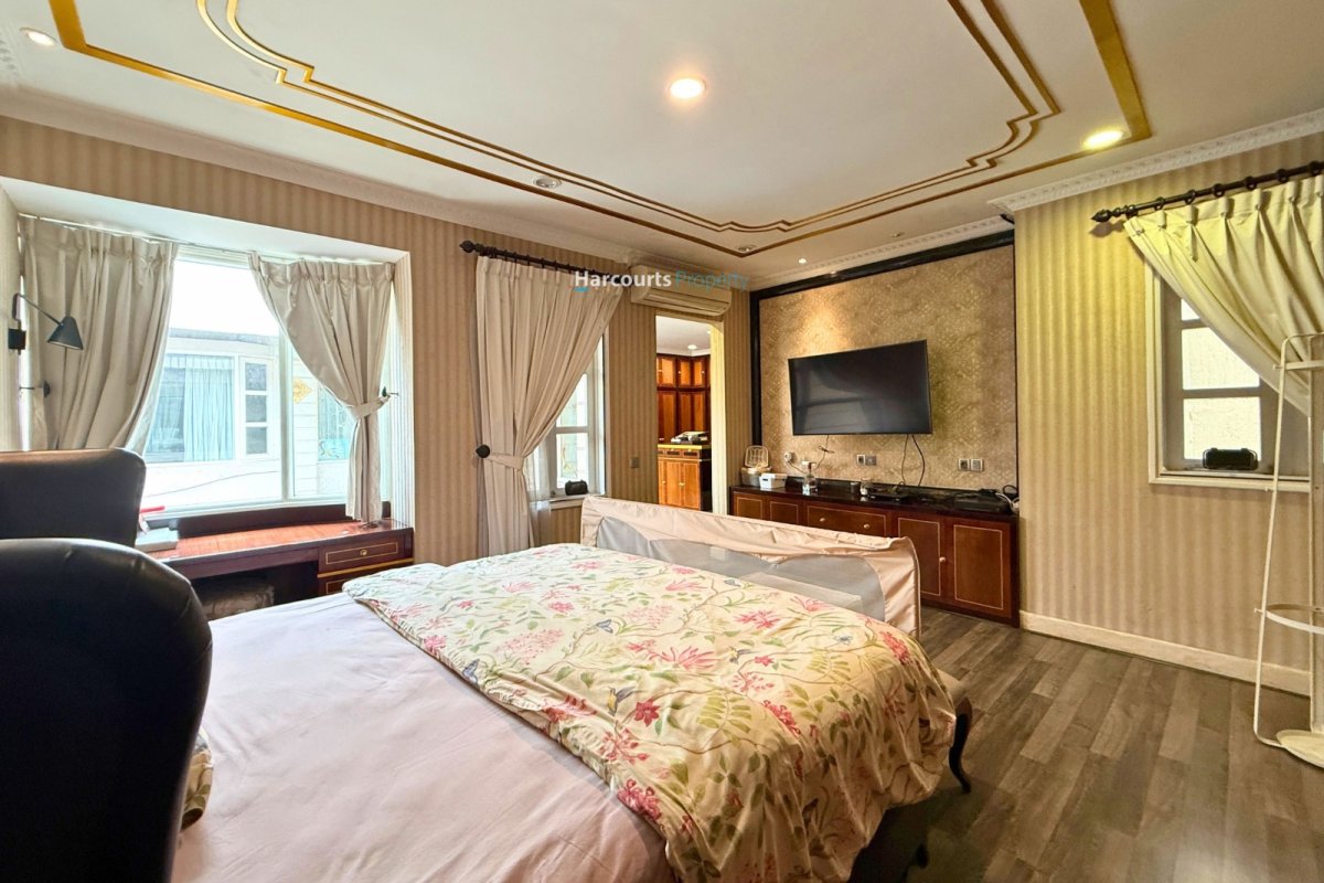 Rumah Klasik Modern Bagus dan Terawat Kawasan Elite Area Menteng - Foto 5