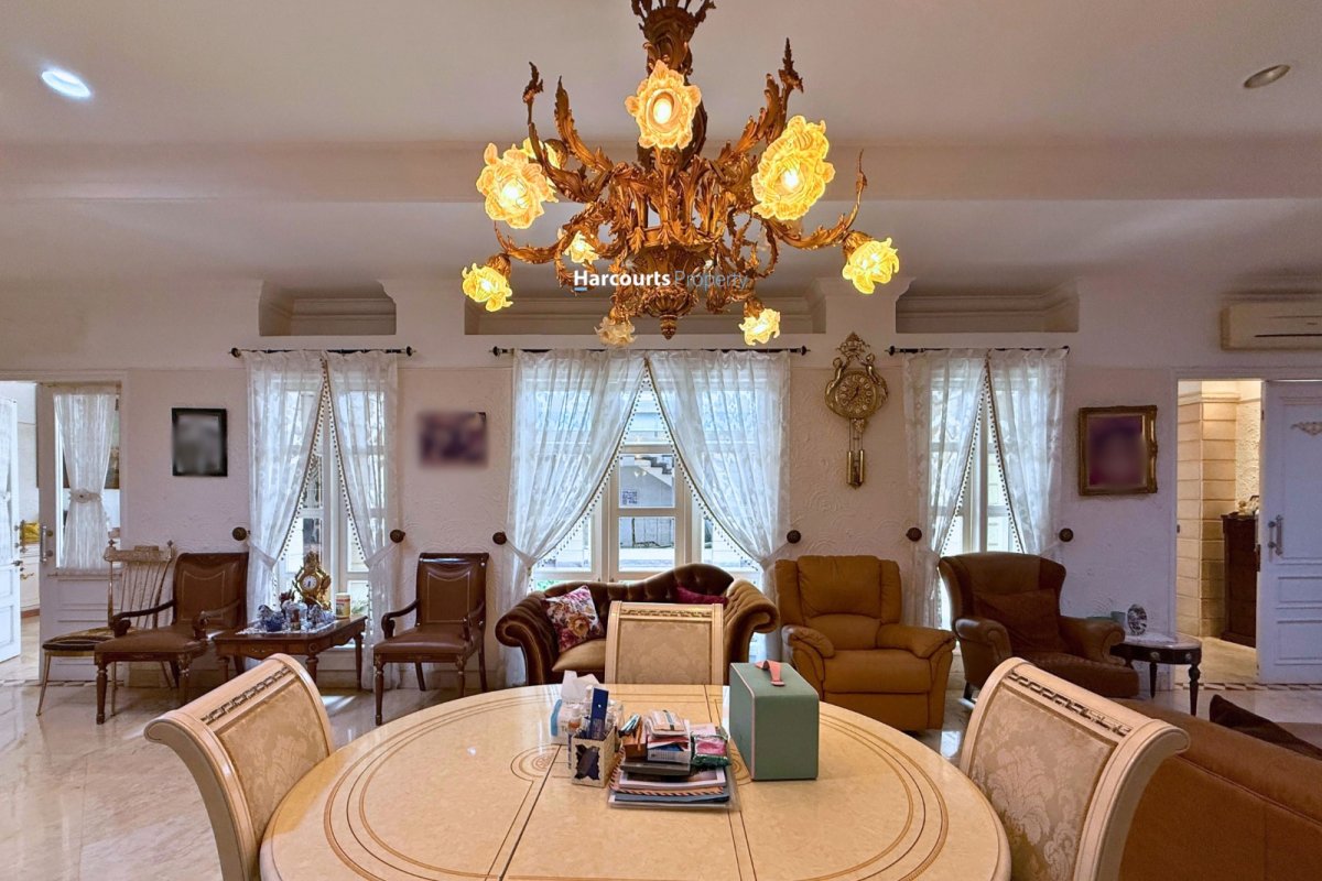Rumah Klasik Modern Bagus dan Terawat Kawasan Elite Area Menteng - Foto 9