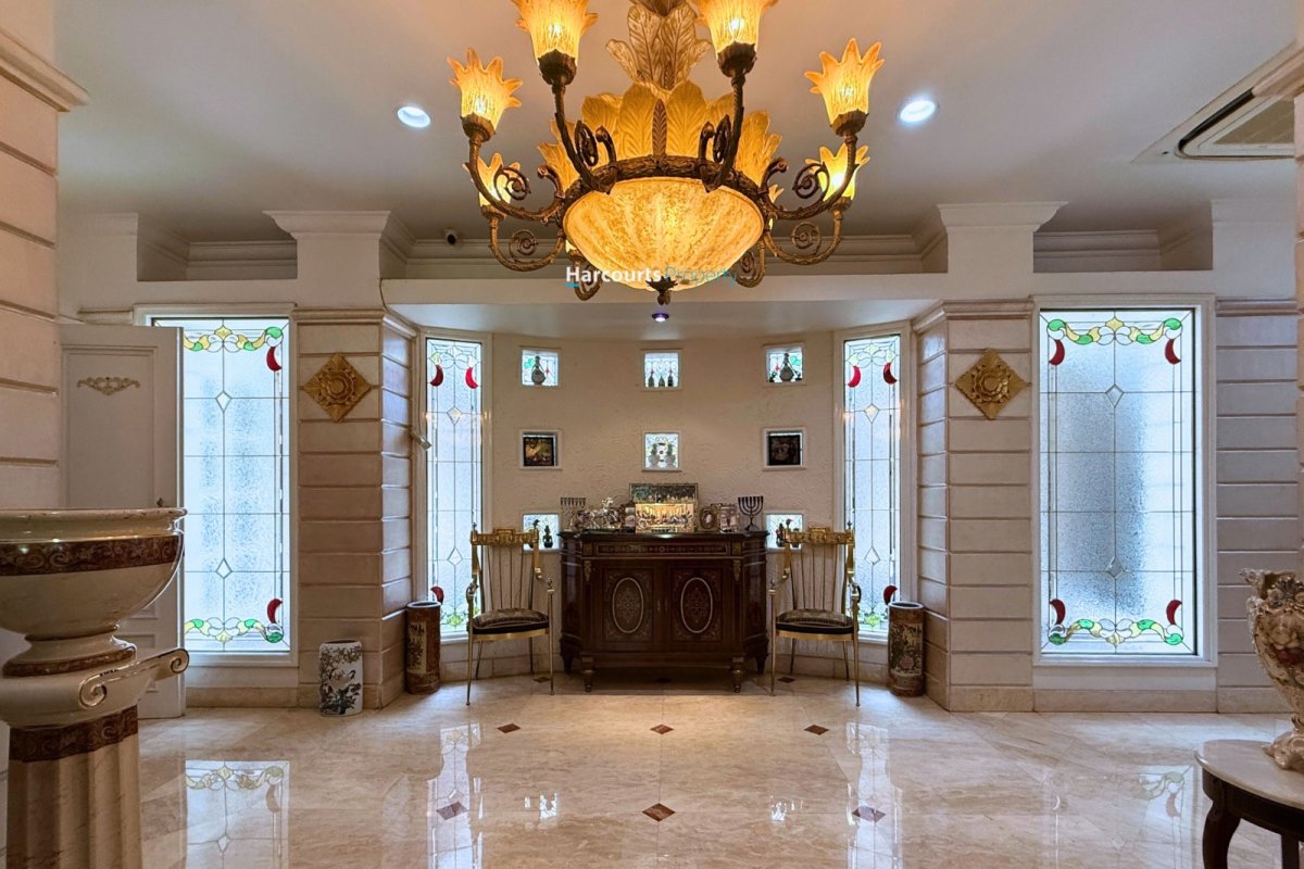 Rumah Klasik Modern Bagus dan Terawat Kawasan Elite Area Menteng - Foto 7