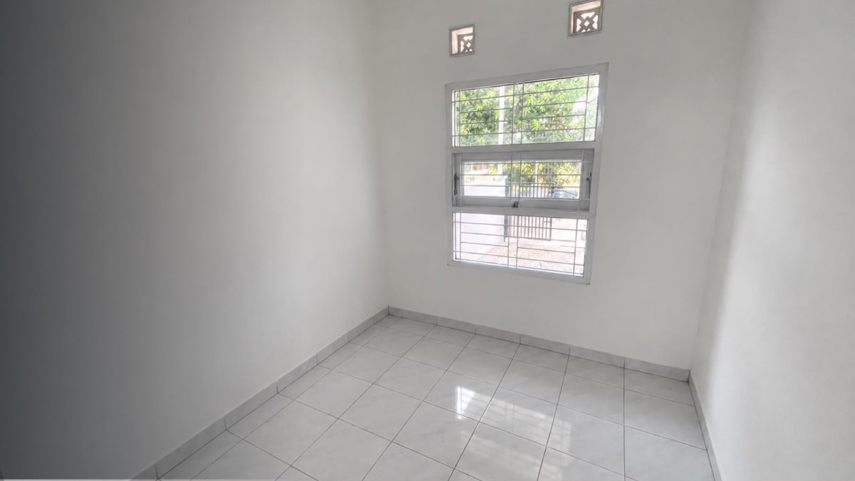 Rumah Murah Siap Pakai di Colomadu Solo Dekat Superindo Jalan Adi Sucipto - Foto 4