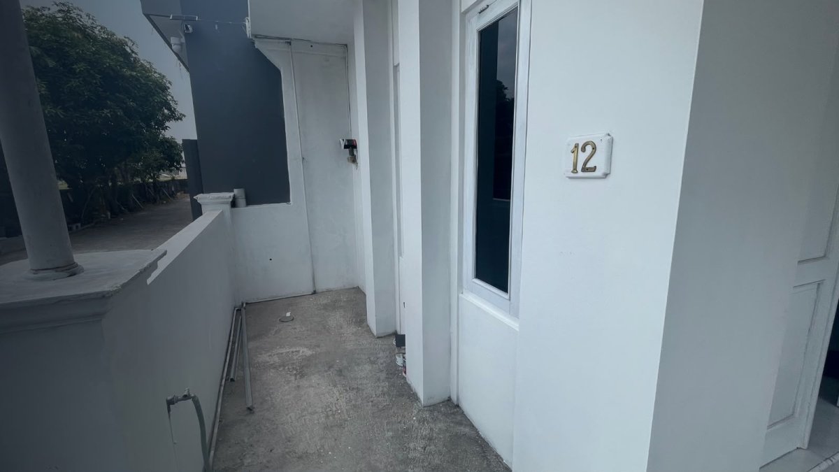 Rumah Murah Siap Pakai di Colomadu Solo Dekat Superindo Jalan Adi Sucipto - Foto 2