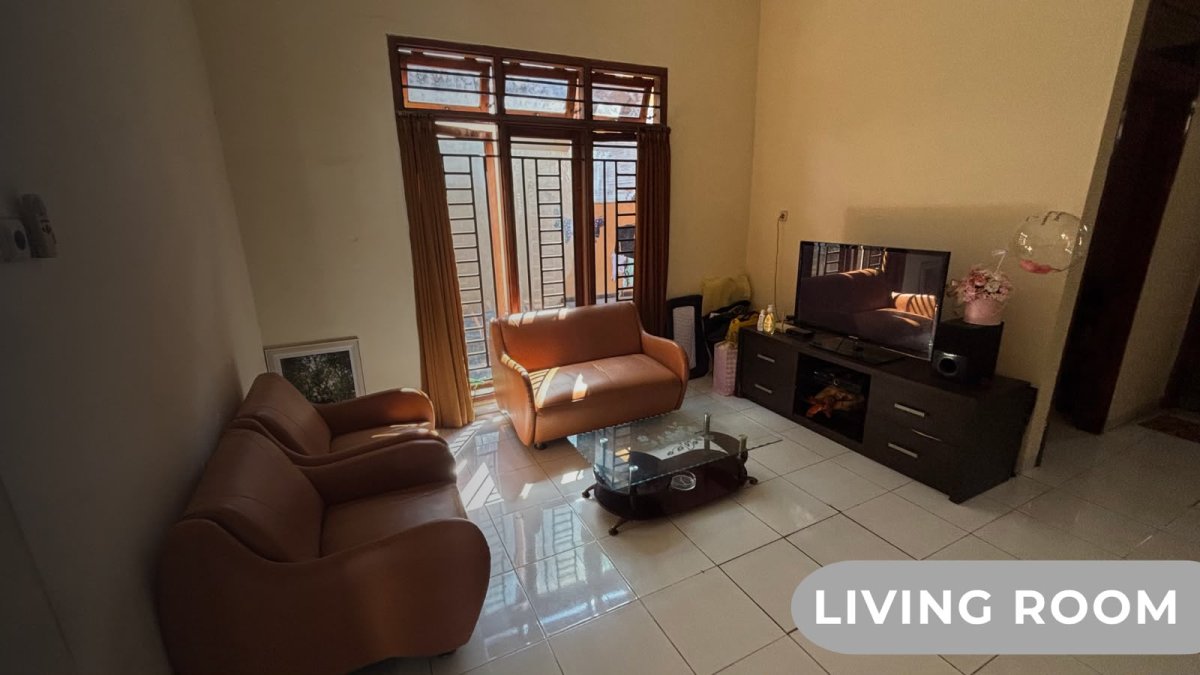 Rumah Bagus Siap Huni di Banyuanyar Banjarsari Solo - Foto 4