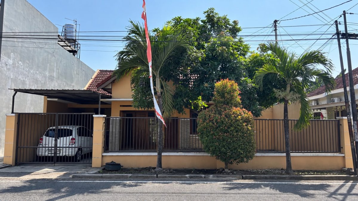 Rumah Bagus Siap Huni di Banyuanyar Banjarsari Solo - Properti | Harcourts