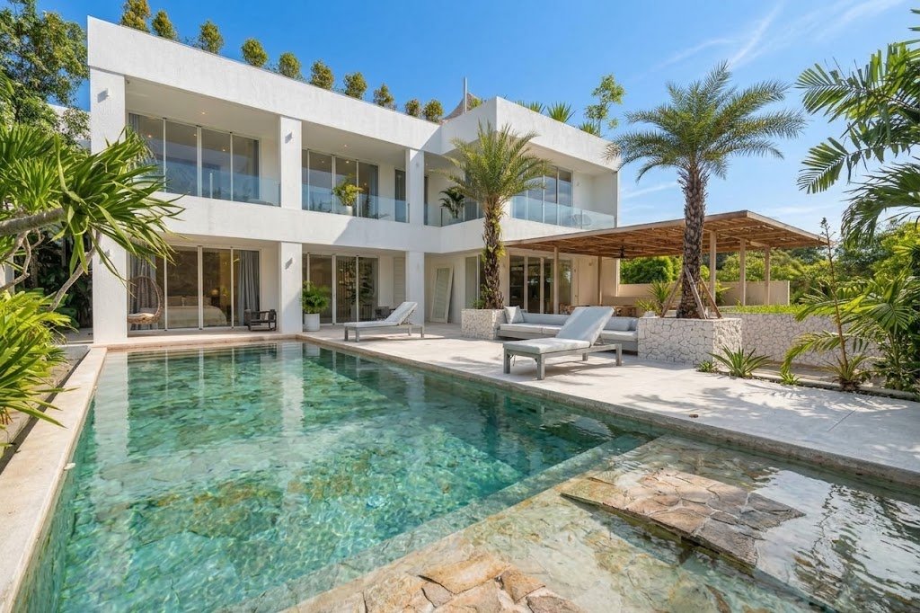 Jual Segera Villa Mewah Lokasi Ungasan Bali - Properti | Harcourts