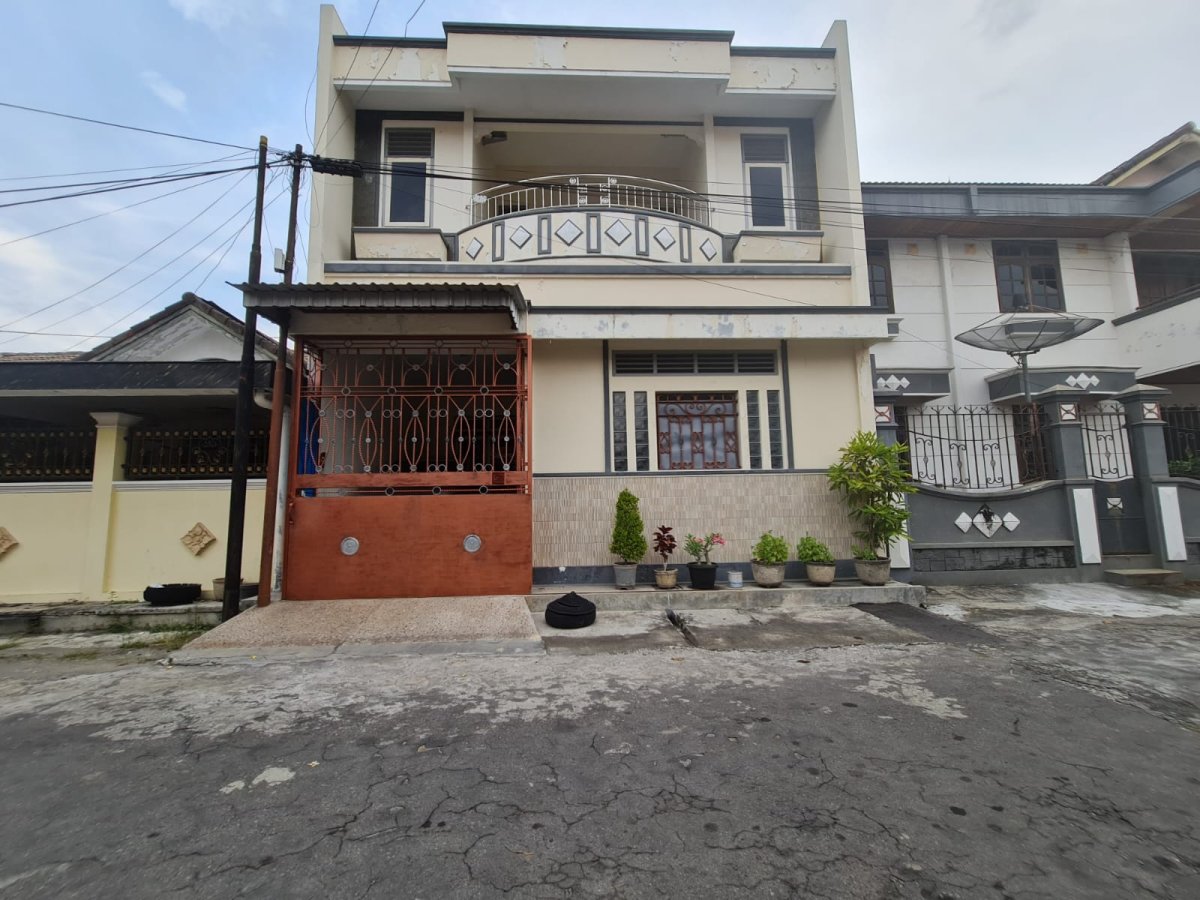 Kost Exclusive Strategis di Solo Baru - Properti | Harcourts