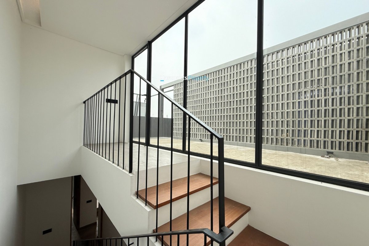 Disewakan Townhouse Modern Minimalis Industrial Area Ampera Kemang - Foto 9